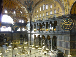 Intérieur de la Mosquée Bleue à Istanbul - obrazy, fototapety, plakaty