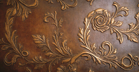 The vintage style antique bronze texture, embossed with western flowers, evokes a luxurious feel.