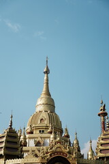 Fototapeta premium golden pagoda in temple