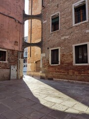 Fototapeta na wymiar Venetian Corners: A Glimpse of Timeless Charm