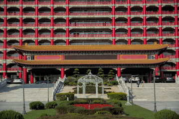 Fototapeta premium Taiwan taipei grand hotel asia red royal palace ancient culture tourism tourist travel stay hospitality building old important architecture landmark park 