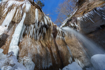 七条大滝　北海道の冬の絶景　自然の芸術の氷瀑