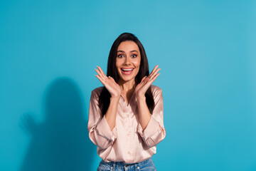 Photo of impressed woman with straight hairdo dressed silk shirt staring at unbelievable discount...