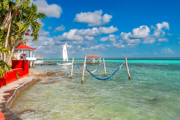 bacalar, quinta roo, mar, barca, acuático, oceáno, playa, cielo, balandra, isla, vela, barco de...