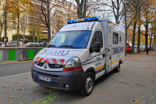 Ambulance of the Samu de Paris