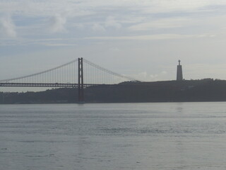 Fototapeta na wymiar Pont 25 de Abril Lisbonne Tage