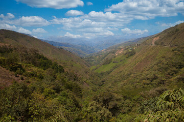 Fototapeta na wymiar Landscape Via El Toyo-Cañas Gordas in Antioquia; Colombia. 