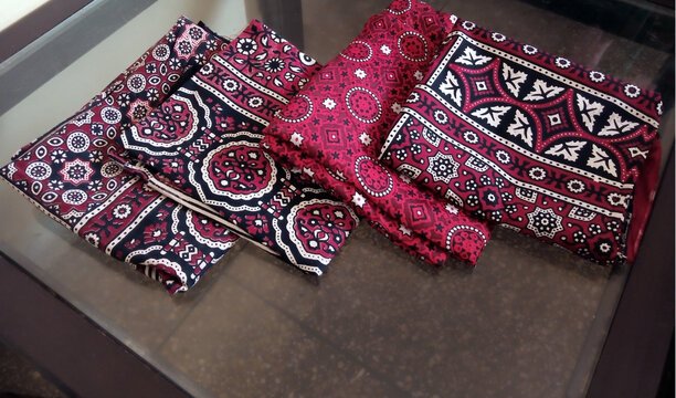 Sindhi ajrak cultural dress