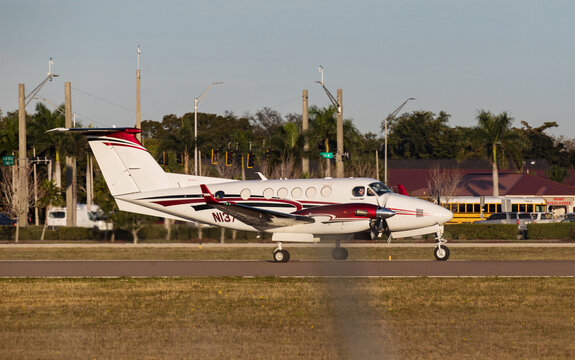 FORT MYERS 15 FEB 2024. A 1991 CESSNA 560 takes off from Page Field Airport in Fort Myers on the Gulf Coast. Florida, USA