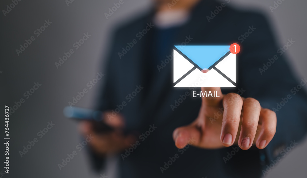 Poster New email notification concept for business e-mail communication and digital marketing. Inbox receiving electronic message alert. business people touch on email in virtual screen. internet .