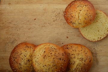 Pan para sandwich,  pan con semillas de sésamo, esponjoso, beige, pan cortado, para hamburguesas,...