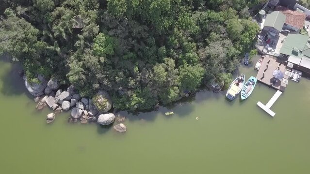 Lagoa da Concei&ccedil;&atilde;o Floripa Florianopolis Rendeiras Drone Standup Paddle Canoa Havaiana Barco Caiaque Natureza Turismo Atrativos Cultura Esporte Divers&atilde;o Ecoturismo Passeios Paisagem Surf Recrea&ccedil;&atilde;o