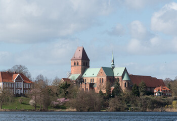 Naklejka na ściany i meble cathedral of ratzeburg in germany with lake