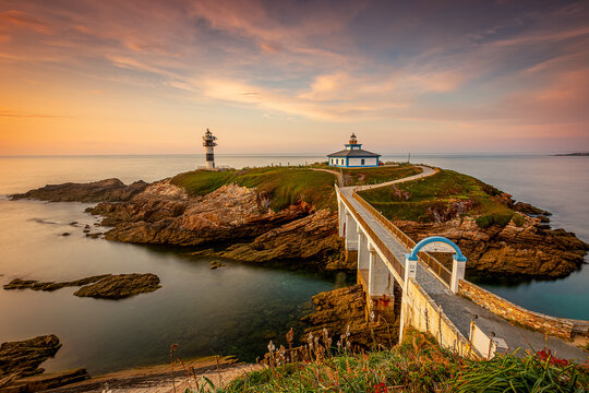 Faro de Isla Pancha, Ribadeo, Galicia, Spain