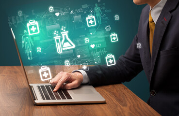 hand browsing on the internet for medical issues