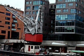 Naklejka premium Old Crane at Sandtorhafen