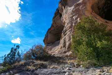 Entrance to Gila Cliff Dwellings caves. New Mexico