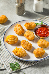 Deep Fried Macaroni and Cheese Bites