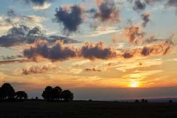 Sonnenuntergang am Haarstrang, Ense-Ruhne, Soester B&ouml;rde, Kreis Soest, 2023 