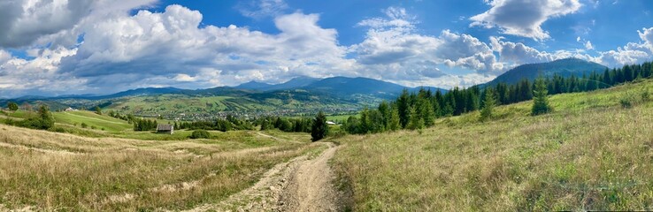 Obraz premium View of the Carpathian Mountains from Yasinia village, Transcarpathia region or Transcarpathian Ukraine
