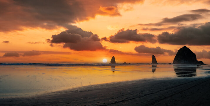 Panorama Sunset Cannon Beach Oregon