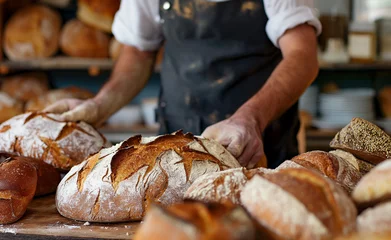 Outdoor-Kissen Crafting Freshness: A Baker's Breadmaking Mastery © Curioso.Photography