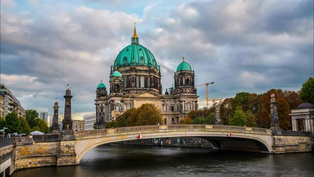 "Berlin Skyline" Images – Browse 641 Stock Photos, Vectors, and Video ...
