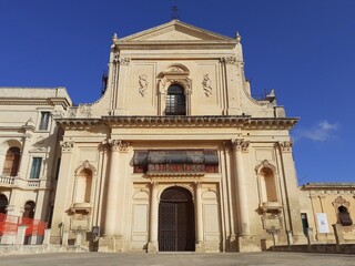 Fototapeta na wymiar La Basilica del Santissimo Salvatore a Noto.