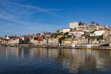 Fototapeta na wymiar Porto - Ribeira do Douro
