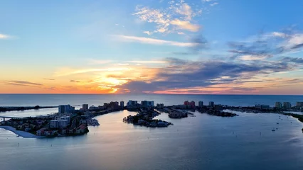 Fototapete Clearwater Strand, Florida A drone photo of the unset looking at Clearwater Beach, Florida