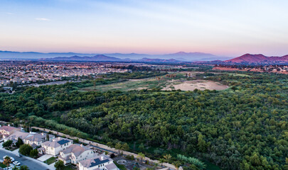 Obraz premium sunset neighborhood