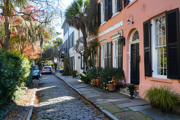 Obraz premium Command attention in the historical charm of Charleston.