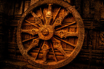 Fototapeta na wymiar wheel at konark temple bhubaneshwar odisha