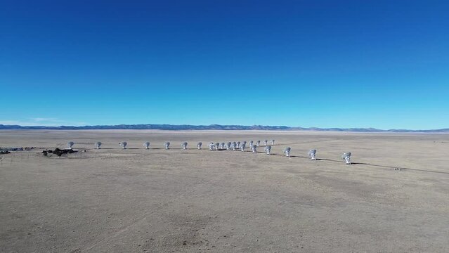Slowly landing - Very Large Array, New Mexico