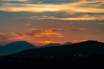 Spectacular photographs of sunsets in Molise, Italy