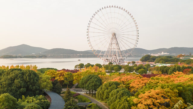 The Taihu Lake Lake and Urban Scenery