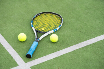 Tennis Court with ball and racket - obrazy, fototapety, plakaty