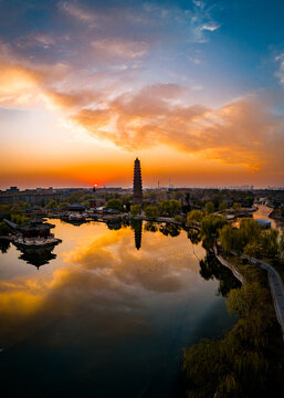 Kaifeng, Iron Pagoda, Kaibao Temple Pagoda, Sunset, Horizontal View, Panoramic Horizontal View, Vertical View,