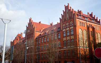Zabytkowy budynek uniwersytetu w Toruniu, Poland