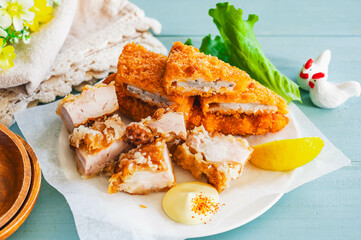 鶏の唐揚げと白身のフライ
