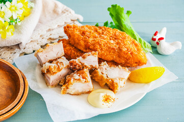 鶏の唐揚げと白身のフライ