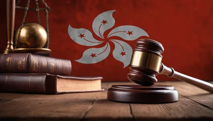 Foto op Plexiglas Justice gavel on Hong kong flag. Law and justice in Hong kong. Rights of citizens. © Александр Бердюгин