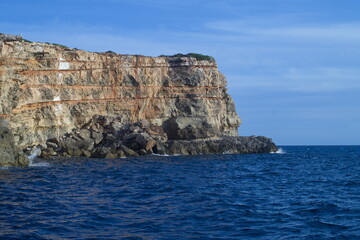 Fototapeta na wymiar Cliff in the Spanish Mediterranean Sea 