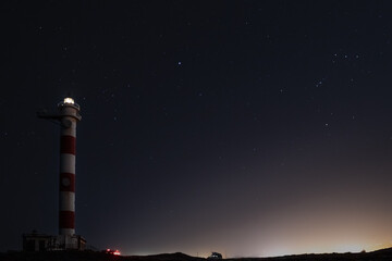Faro del Poris de Abona con constelacion Can Mayor y Orion Tenerife