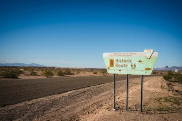 Gordijnen Historic Route 66 sign along Highway 10 in Arizona, USA. © David