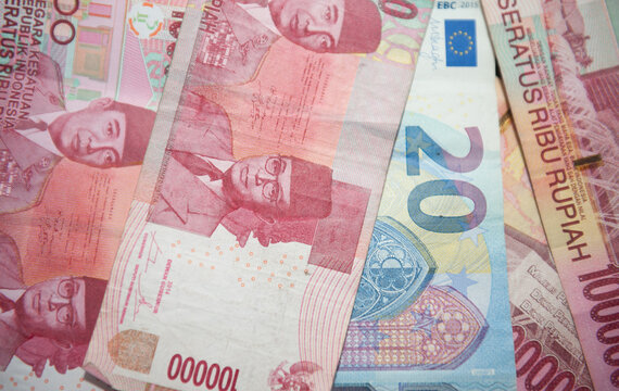 Indonesian banknotes with €20 note.
