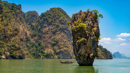 Obraz premium Tapu (Khao Tapu) is a beautiful island in the Andaman Sea.