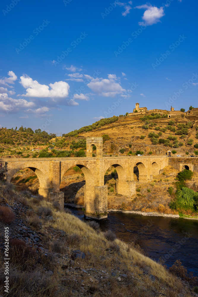 Canvas Prints alcantara bridge (puente de alcantara) roman bridge, alcantara, extremadura, spain