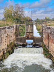 seventh lock of the Canal de Castilla in Herrera de Pisuerga, Palencia province - 766363928