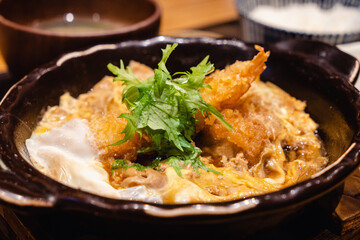 カツ煮　卵とじ